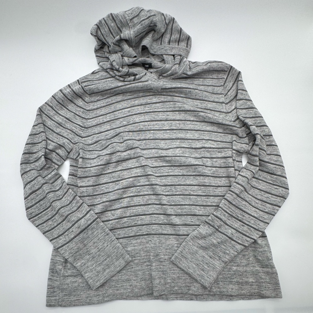 Size XL - Vince Men’s Pull Over Sweater w/Hood Dark/Light Gray Lined